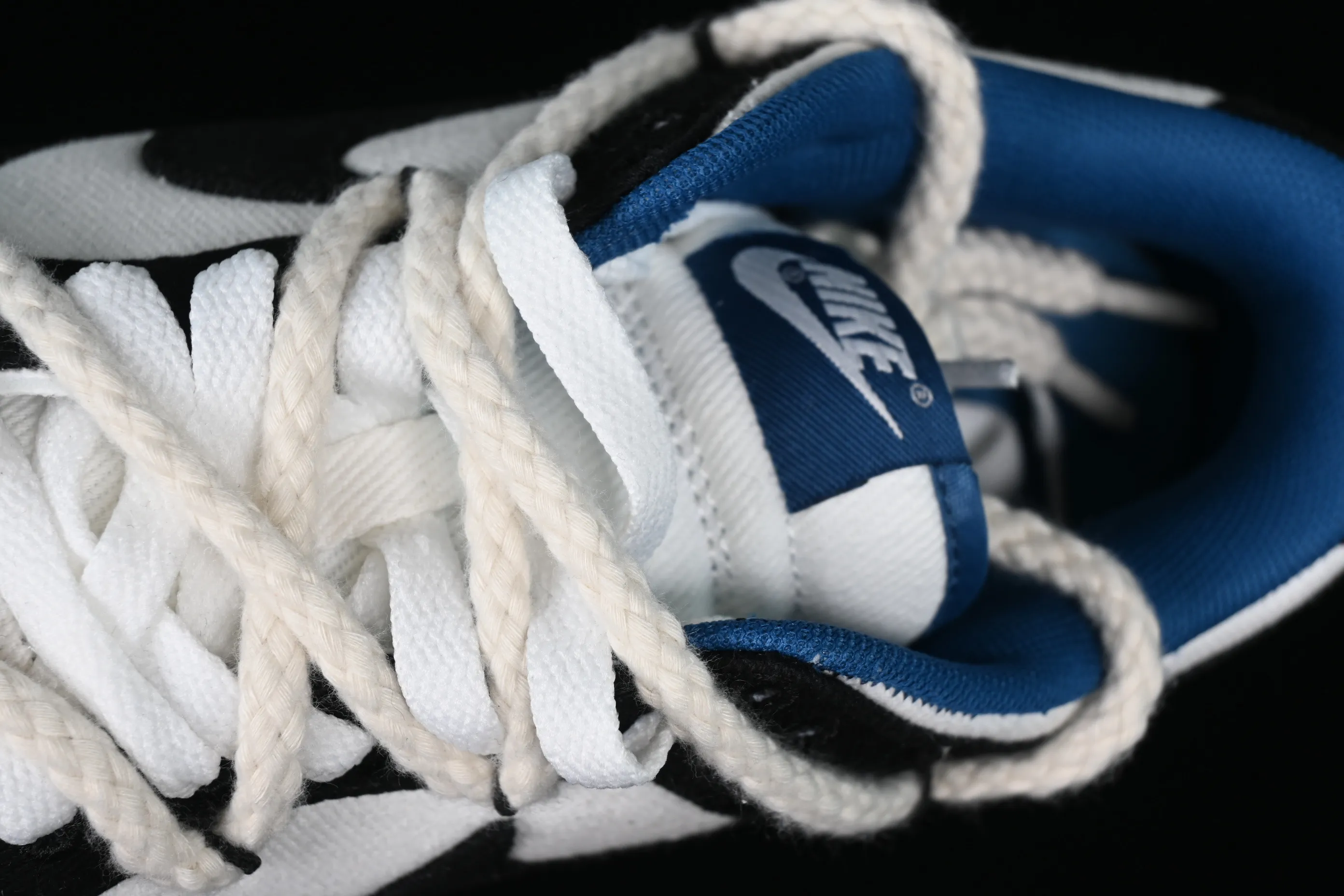 All categories Nk SB Dunk Series Nk SB Dunk Low Low-top sneakers J version Nk Dunk Low Retro "Industrial Blue" Washed denim Graffiti SB strappy low-top casual sneakers DV0834-101